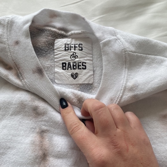 BFFS & BABES Cropped Gray Tie-Dye Sweatshirt - Picture 3 of 3